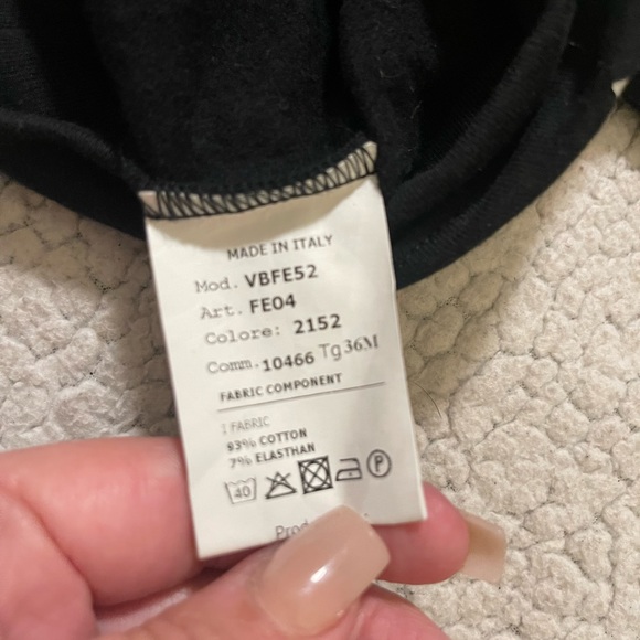 đ¤đYOUNG VERSACE ~BABY BOY MEDUSA LOGO LONG SLEEVE CREWNECK-BLACK - Picture 4 of 5